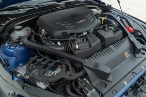 รถแคลิฟอร์เนีย ซีที4-วี แบล็ควิง ปี 2023 รับรองความสะอาดตามมาตรฐาน - Product Image 4