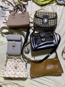 Colección de Bolsos de Cuero Coreanos Unisex de Otoño de Segunda Mano al Por Mayor, Tarifas VIP - Product Image 3