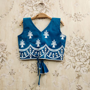 ชุดเลเฮนกาโชลีเด็กยาวถึงพื้นปักลายสีเขียวรามา ของชอริยัม แฟชั่น |   ชุดชาติพันธุ์สำหรับเด็กผู้หญิงขายส่งสำหรับงานแต่งงานและงานดิวาลี - Product Image 3