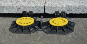 Renoplast SMART - Soportes de Plástico Ajustables Universales para Terrazas, Resistentes al Agua y Duraderos, para Pisos Elevados en Exteriores - Product Image 4