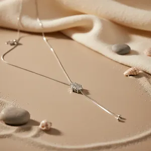 Collier pendentif en cristal avec chaîne à maillons en argent 925 de style vintage avec zircone cubique pour femmes - Option cadeau AGNA-20332 - Product Image 3
