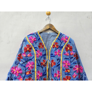 Chaqueta Acolchada Ligera con Bordado Indio para Mujer, Prenda de Invierno Transpirable, Ecológica y Reversible de Seda - Product Image 4