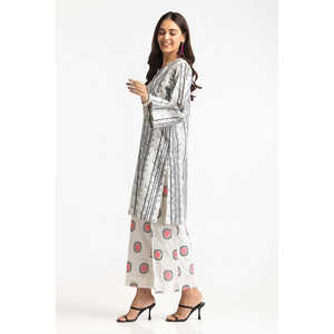 Conjunto de Mujer con Adornos Jacquard, Incluye Camisa y Pantalón Estampado IUSTTS-278 - Product Image 1