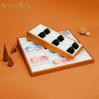 Boîtes de rangement et de présentation modernes en bois pour lunettes de soleil avec logo personnalisé et support de lunettes de soleil au design OEM sur mesure