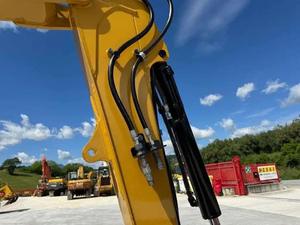 Utilisé pour Caterpillar 305.5E Mini Excavator 5TON 6TON Prix d'usine Moteur Isuzu Kyb Noyau de roulement de cylindre hydraulique à vendre - Product Image 4