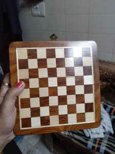 Planches d'échecs en bois Aimant en bois portable écologique Planches de jeu d'échecs pièces d'échecs imprimées dans une boîte en bois - Product Image 2