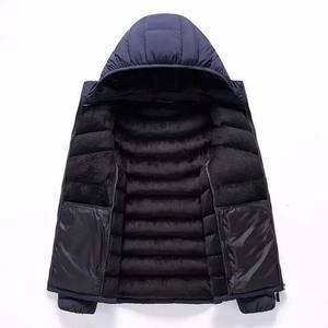 2024 nuevas chaquetas de algodón cálidas de invierno baratas logotipo personalizado grueso impermeable Zip Puffer chaqueta hombres abajo abrigo - Product Image 3