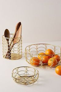Cesta de Frutas y Pan de Dos Niveles, Chapada en Oro de Alta Calidad, Accesorios de Cocina, Diseño Art Deco para Diwali y Bodas - Product Image 4