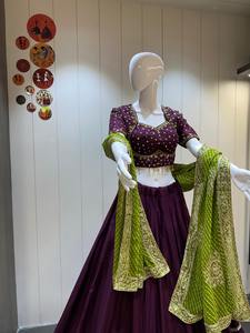 Chaniya Choli de Algodón Khadi Pesado Tradicional de Alta Calidad, Estampado a Mano, 12m, con Dupatta Vintage Bordada y con Efecto de Humedad - Product Image 5