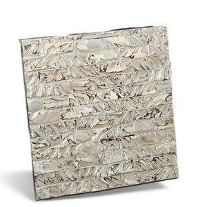 Mantel Individual Cuadrado Ecológico de Nácar para una Decoración de Mesa Sostenible y Uso Diario - Product Image 1