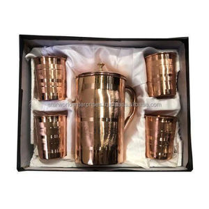 Bouteilles d'eau en cuivre pur disponibles à un prix abordable Bouteille en cuivre écologique avec tasse Cuisine et verres de table - Product Image 5