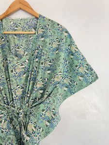 Robe caftan indienne en coton doux Robe caftan à imprimé floral Robe maxi de nuit Robe de plage Cover Up - Product Image 3