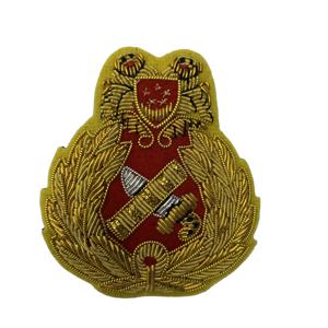 Insigne béret en fil métallique de Singapour de qualité supérieure insigne Logo personnalisé brodé à coudre uniformes de haute qualité en taille personnalisée - Product Image 1