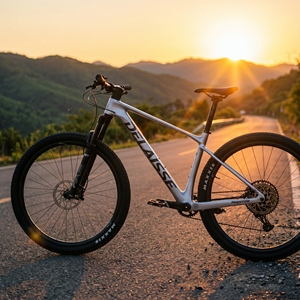 Bicicleta <span class=keywords><strong>de</strong></span> Montaña Rígida <span class=keywords><strong>de</strong></span> Fibra <span class=keywords><strong>de</strong></span> <span class=keywords><strong>Carbono</strong></span> con Frenos <span class=keywords><strong>de</strong></span> Disco Hidráulicos, Ligera, para XC y Trail - Product Image 1