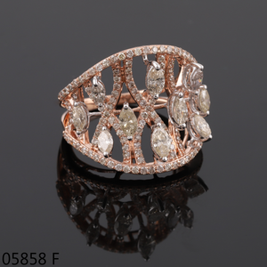 Bague de fiançailles en diamant rond de laboratoire pour femme unisexe en or massif 14k certifié IGI Trendy 5g Party - Product Image 5