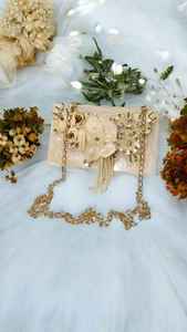 Sac à main d'embrayage de créateur finement brodé décoration de perles accessoires de mode élégants pour les rassemblements formels mariages - Product Image 6