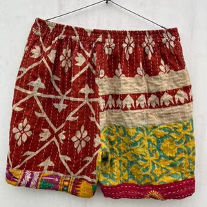 Vieux pantalon Kantha Vintage fait à la main en pur coton avec taille haute unisexe Kantha Stitch Patchwork Shorts pour la plage ou la nuit - Product Image 1