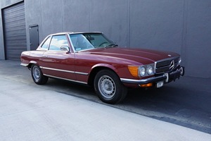 Buena Oferta para un Mercedes-Benz 450SL de 1973 con Motor V8 de 4.5 Litros, Interior Marrón, Techo Rígido del Mismo Color Incluido - Product Image 6