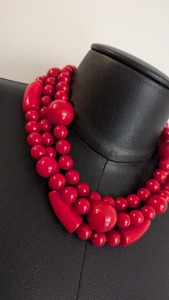 Elevate Your Style Gorgeous Multi-Color Premium Resin Necklace Designer Fancy Fashion Jewelry para mujeres de - Product Image 2