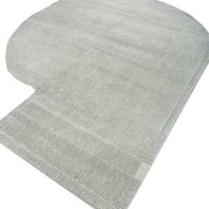 พรมปูพื้นขนฟูแบบทัฟท์ด้วยมือ สีเทา รุ่น KO 02 ED ผลิตจากผ้าไหม/ขนสัตว์ ไม่ลื่น ซักได้ เหมาะสำหรับสัตว์เลี้ยง  ขายดี พร้อมตัวเลือกสกรีนโลโก้ - Product Image 2