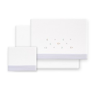 Juego de 3 Sábanas Tejidas para Cuna de Bebé, Modelo Estrella-Luna, en Material de Franela - Product Image 1