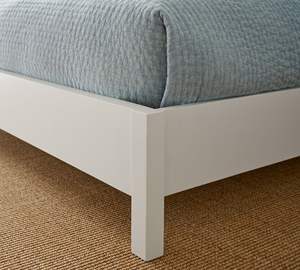 Luxury <b>Bed</b> Solid Wood Material White Painted Color <b>Queen</b> <b>Size</b> Classic Style Residential Wooden <b>Frame</b> - Product Image 6