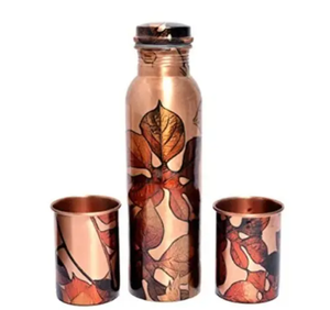 Bouteille d'eau en cuivre moderne en métal Cadeau de fête Bouteille d'eau en cuivre pour l'Ayurveda Bienfaits pour la santé Eau potable - Product Image 2