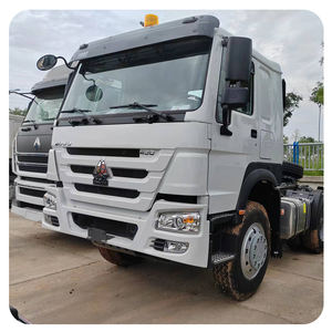 Prix bon marché d'occasion Sino Sinotruk Howo 6x4 remorque camion bas prix 6x4 tracteur camions tête à vendre - Product Image 1