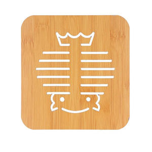 Soporte de madera hecho a mano para protección contra el calor, salvamanteles de madera ecológico para artículos calientes - Product Image 5