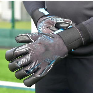 Nouveaux gants de gardien de but de football de haute qualité Concevez votre propre combat Porter des gants de gardien de but de football - Product Image 6