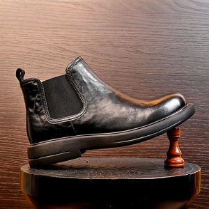 Chaussures décontractées légères avec semelle absorbant la transpiration et structure flexible, chaussures de tous les jours pour hommes, chaussures en cuir - Product Image 1