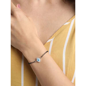 สร้อยข้อมือเงินแท้ 925 ลายมือฮัมซา พร้อมจี้รูปตาปีศาจ ดีไซน์ประณีตประดับลูกปัด - Product Image 4