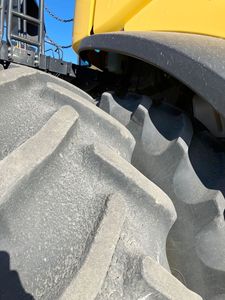 Cosechadora de Maíz Holland CR8090 para Agricultura, Cosecha de Trigo, Patatas y Arroz a Bajo Precio - Product Image 6