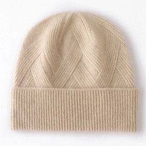 Gorro Casual para Uso Diario, Tejido Suave, Cálido, de Punto, para Invierno, Moderno, Elegante, Cómodo, Jacquard - Product Image 1