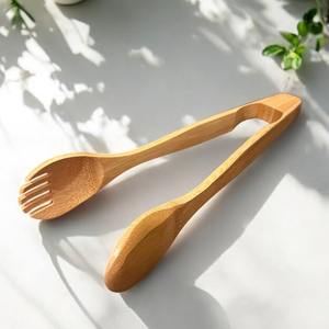 Pince en bois de bambou compostable alimentaire sûre naturelle réutilisable 2 en 1 spatule tong fabriquée au Vietnam - Product Image 1