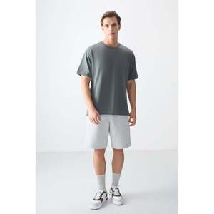 T-shirt basique pour homme Air Jones en coton 100% kaki, épais, doux, texturé, coupe ample - Modèle 88353 pour un usage décontracté - Product Image 2