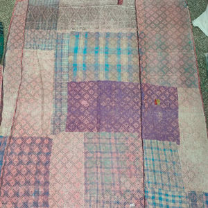 100% algodón Reversible hecho a mano Kantha cosido a mano sostenible Kantha tradicional Vintage hecho a mano Boho Chic Kantha - Product Image 1