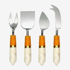 Juego de rebanador de queso Mármol con mango de resina amarilla Juego de esparcidor de queso plateado Juego de esparcidor de queso y rebanador de sushi redondo - Product Image 1