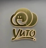 Letras de Canal con Logotipo Corporativo en Metal Dorado 3D Personalizadas con Iluminación LED, Letreros Exteriores para Montar en la Pared