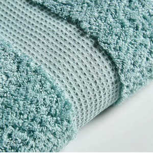 Serviette de bain personnalisée OEM pour hommes et lot de 5 serviettes de bain personnalisées pour hôtels, usage hôtelier pour hommes - Product Image 3