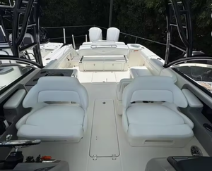 Bateau de pêche d'occasion de luxe 2021 à deux consoles, bateau de sport et de loisirs en mer, aventure familiale, 31 pieds avec remorque - Product Image 3