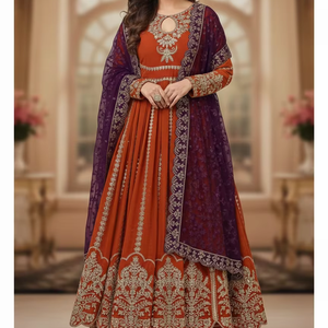 Traje Anarkali de Terciopelo Premium Bordado Unity Luxure con Dupatta de Malla, Ropa Elegante para Bodas y Festividades - Product Image 1
