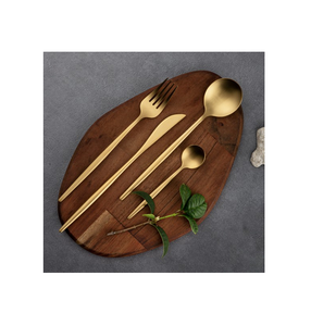 Ensemble de couverts élégant en laiton avec poignée en feuille couleur or pour la maison hôtel restaurant ensembles de couverts en acier miroir - Product Image 3