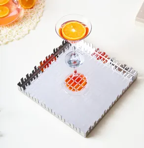 ถาดตกแต่งสไตล์เอเชียเซน ลายฉลุโลหะทันสมัย สำหรับห้องนั่งเล่น งานคริสต์มาส พรีเมียม รูปทรงสี่เหลี่ยมผืนผ้า ทำมือ แกะสลักลายมงกุฎ หูจับใหญ่ - Product Image 1