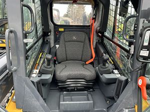 Chargeur de voie de boeuf de dérapage de John Deere 325G à vendre/chargeur de dérapage de 5 tonnes 74HP pour des chantiers de construction - Product Image 2