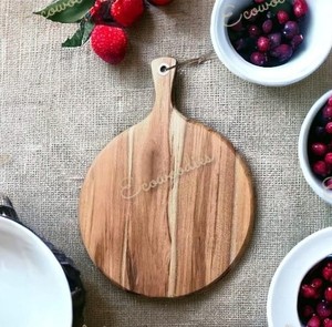 Recién llegado, tabla redonda de bambú sólido para servir y cortar Pizza, Pizza personalizada, pizza giratoria de madera, Pizza redonda de madera con mango - Product Image 3