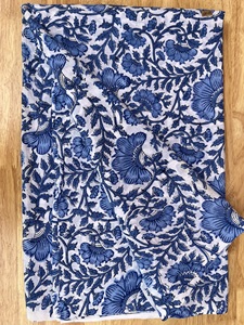 Manufacturer's Luxury Summer Wear Girls' Bags Curtains Beautifully Hand-block Printed 18-Yard Cotton Fabric Woven - Product Image 3