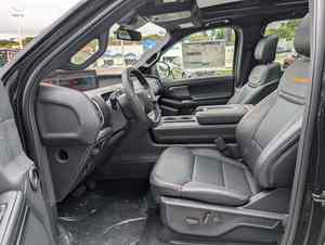 Offre Exceptionnelle 2025 : Ford Expedition 4x4 SUV, Moteur V6 3.5L EcoBoost Haute Performance Bi-Turbo - Product Image 5