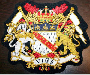 Banderas y Pancartas Bordadas a Mano Tácticas de Lujo con Hilo Dorado Personalizado, Apliques Tejidos OEM, Bordado a Máquina - Product Image 6