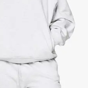 Sweat à capuche en polaire de style simple pour femmes avec un matériau respirant et durable Prix bas Personnalisé et logo pour les commandes en gros Vêtements décontractés - Product Image 4